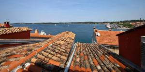 Ulica Vladimira Švalbe 40, 52210 Rovinj, Croatia.