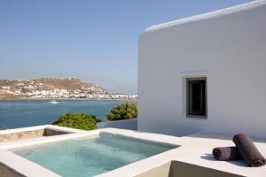 Dreambox Mykonos Suites Myconos Greece