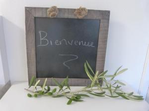 "A Deux Pas de la Montagnette", mazet provencal 4 personnes