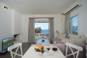 SkiNAmmos Eco Villas Evia Greece