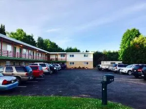 Cedars Motel - 阿什兰