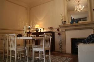 Appartements Appart charme Arenes Nimes : photos des chambres