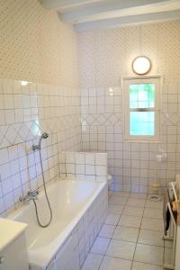 Maisons de vacances Les Hauts de Chaume : photos des chambres