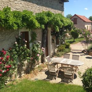 Maisons de vacances La Grange de Verseilles : photos des chambres