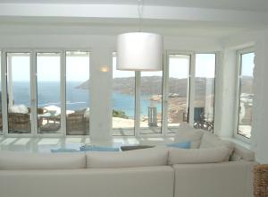 Elia Villa with Private Pool Myconos Greece