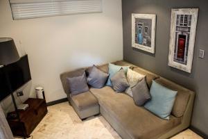 Wild Olive Guest House & Villa