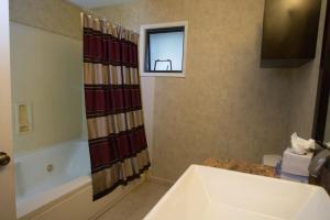 Queen Room room in Rosedale Inn