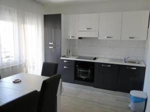 Apartment Zagi - 3hvězdičkové hotely ve městě Seline