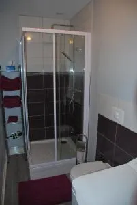 Les Ambassadeurs - 阿列河畔美岸