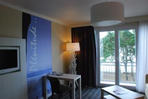 Hotels Hotel Kastel & Spa avec piscine d'eau de mer chauffee : Chambre Double avec Balcon et Accès au Spa - Vue Latérale sur Mer