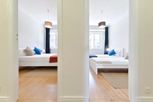 Sleep in Centre Downtown