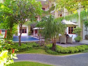 Pondok Anyar Hotel