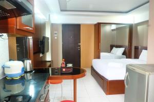 Kebagusan City Apartment Simple And Affordable Studio By Travelio