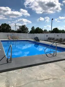 Dexter Inn - Poplar Bluff