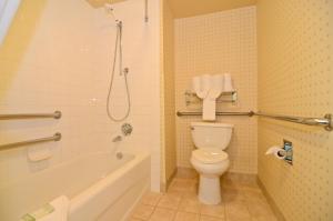 Queen Room - Non-Smoking room in Best Western Mission Bay