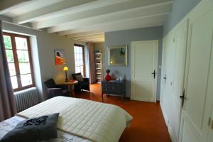 B&B / Chambres d'hotes Luxury B&B Maison a votre Sante, in Bordeaux wine region : photos des chambres