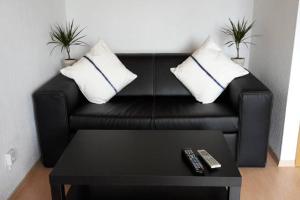 TLA Apartment with Garden