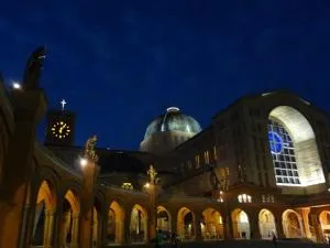 Casa próxima à Basílica - Aparecida