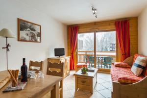 Appartements travelski home premium - Residence Le Hameau du Rocher Blanc 4 stars : photos des chambres