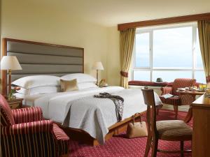 Galway Bay Hotel Conference & Leisure Centre