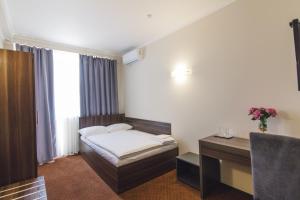 Single Room with Balcony room in Zinedine Sport-Hotel