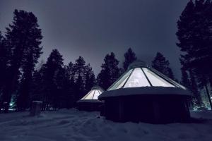  Aurora Igloo Hut 