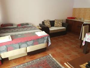 One-Bedroom Apartment room in Apartments Nensy