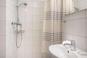 Stylish Apartment in the Heart of Zug by Airhome