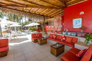 Casa de Playa Bungalows & Restaurant