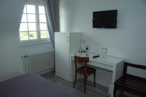 Hotels Le Relais des Primeurs LOGIS HOTEL : photos des chambres