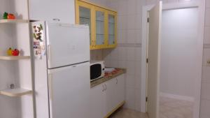 Apartamento Meia Praia