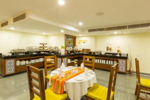 Viva Hotel Near Madgaon Railway Station