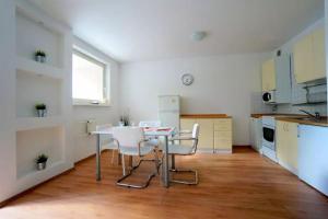 B in the center Apartment
