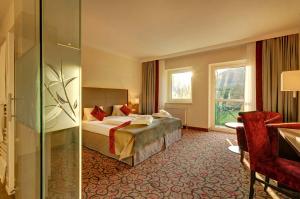 Superior Double Room room in Hotel Schneeberghof