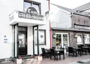 Hotel Tum Stüürmann - 比苏姆