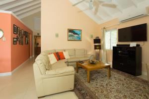 Ocho Rios Under The Palms II