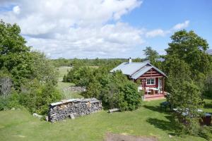 Tinore Holiday Home