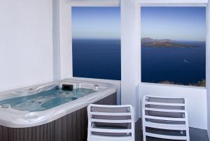 May Seven Suites - Adults Only Santorini Greece