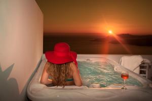 May Seven Suites - Adults Only Santorini Greece