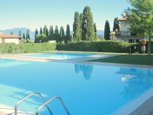 Nice Residence near Lazise with Swimming Pool