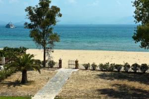 Antonia Beachfront Villa Corfu Greece