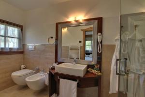 Double Room with Balcony room in Bait de Angial