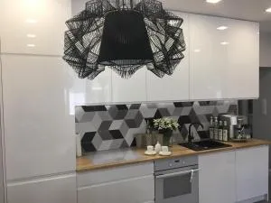 Family & Business Elegant Apartments ul Astronautów Centrum Downtown - 3 Bedroom, Parking - Kielce