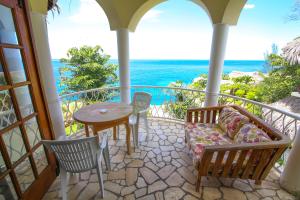 West End Road, Negril, Jamaica.