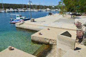 Beachfront Lovro apartment by Pag tours