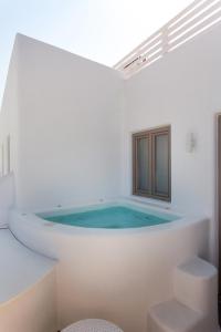 Deluxe Suite with Hot Tub