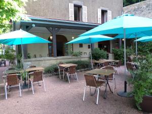 Logis Hostellerie des Monts Jura photo 15