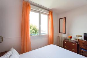 Hotels Hotel Les Gens De Mer Lorient by Popinns : Chambre Double Classique