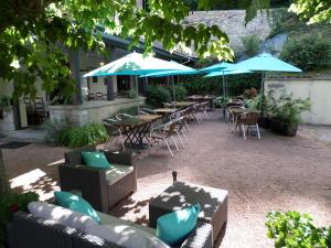Logis Hostellerie des Monts Jura photo 12