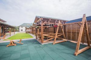 Praktik Hotel & Restaurant